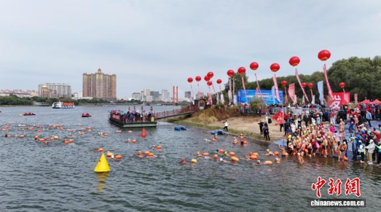 ��ӬF(xi��n)������Ӿʿ��������ˮ����ʯ���� �z